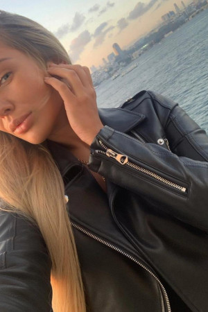 Индивидуалка Саша